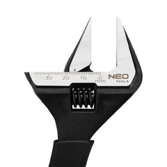 Adjustable Wrench 200mm (Wider Type 39mm)