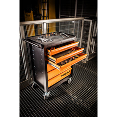 Workshop Cabinet - 6 Drawers + 149 Tools